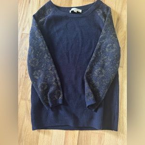 Vintage LOFT navy and gold metallic 3/4 length sleeve sweater. Size M